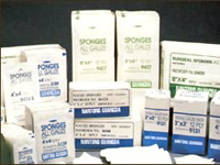 Gauze Sponges in box/pouch/tray